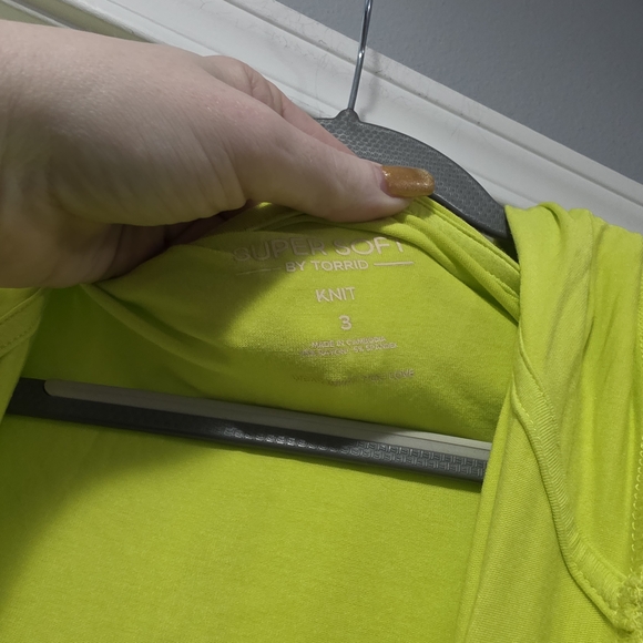 Torrid Lime Green Women's Cardigan - Picture 2 of 3